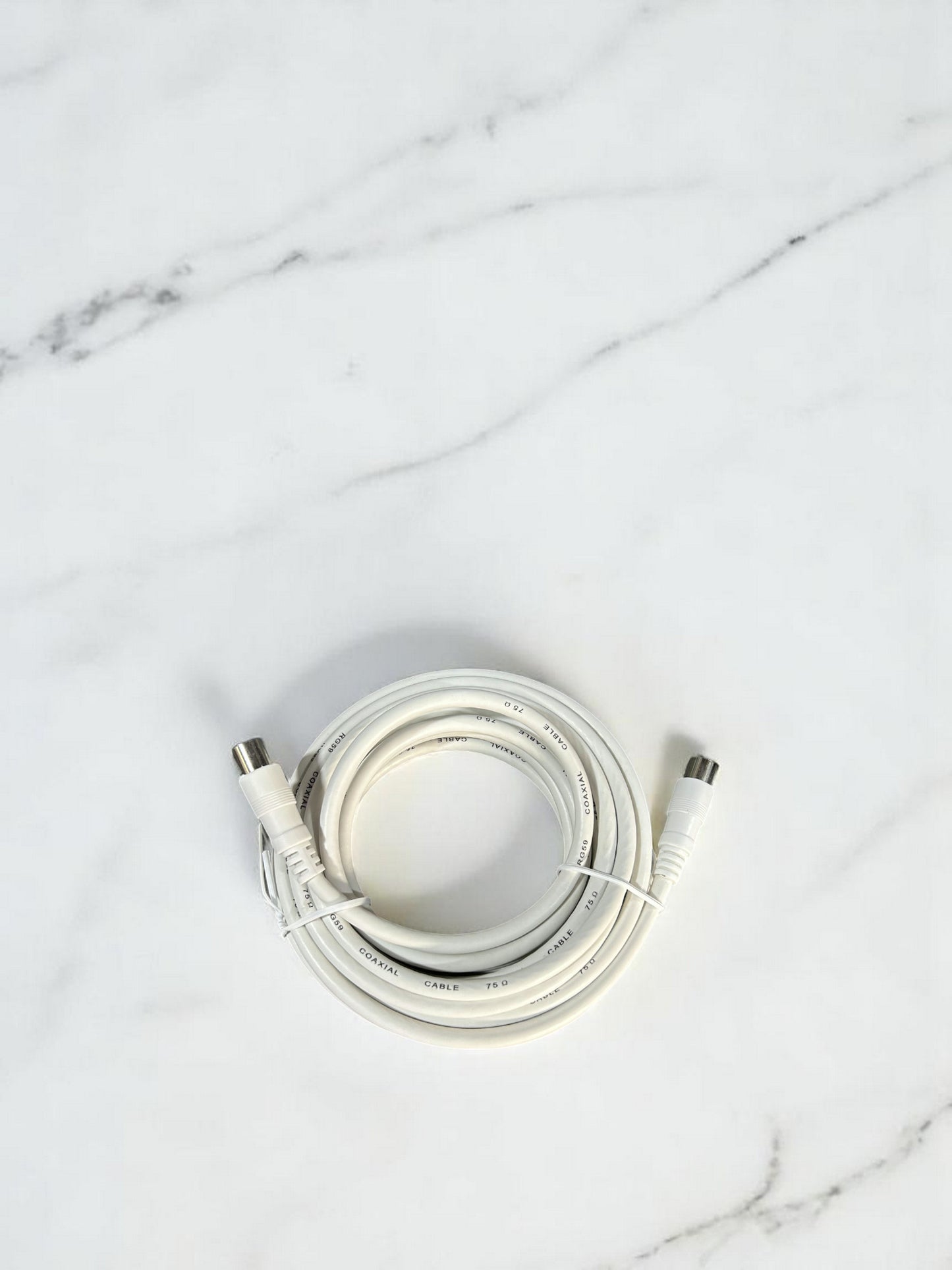 Cable coaxial con conectores para antena