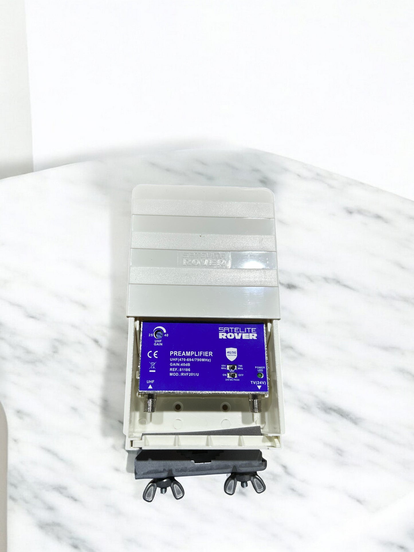 Amplificador de antena Satélite Rover