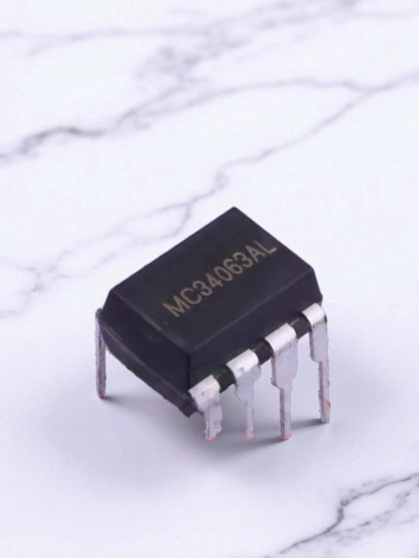Chip MC34063AL