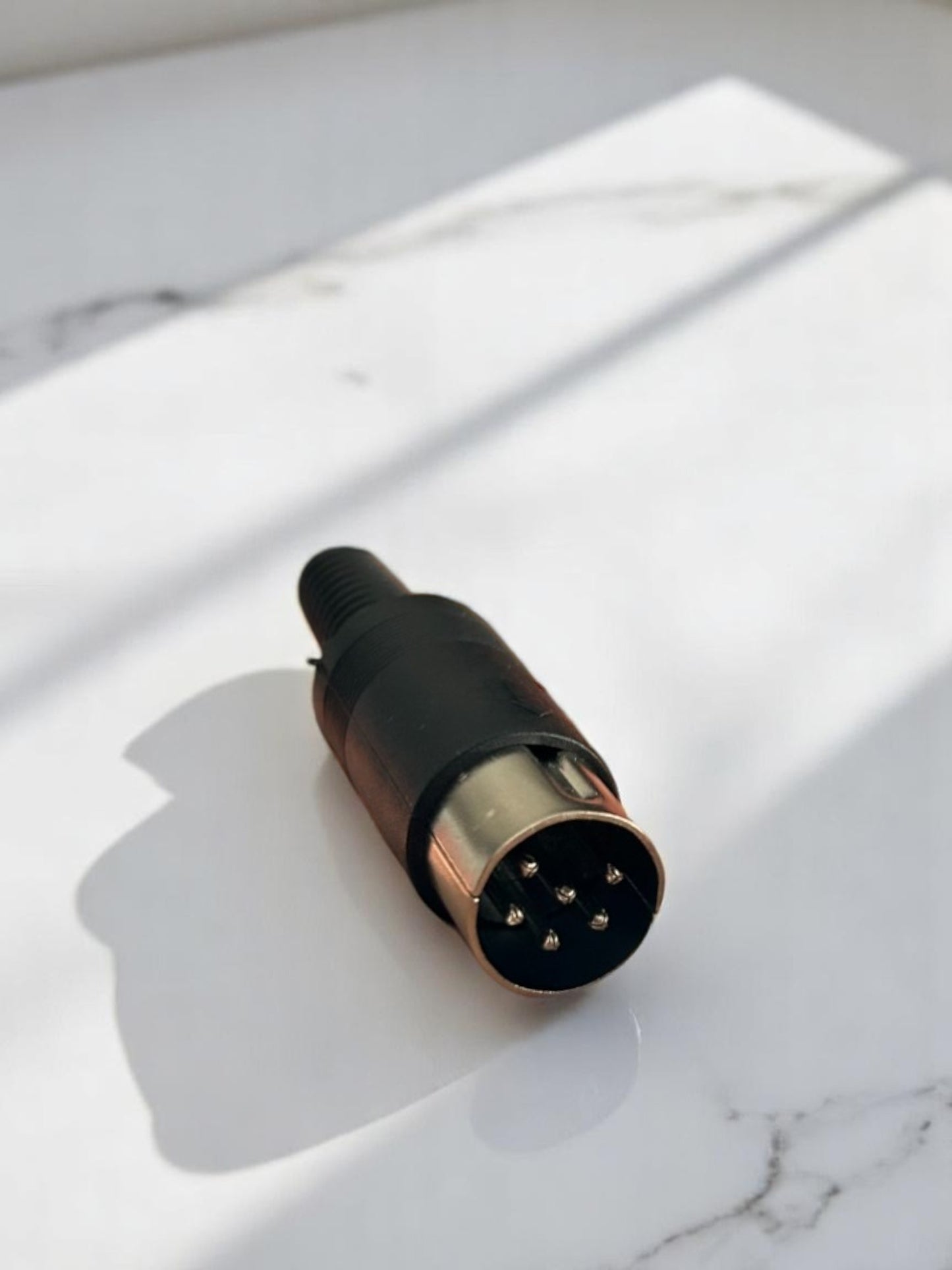Conector DIN 6 pines macho