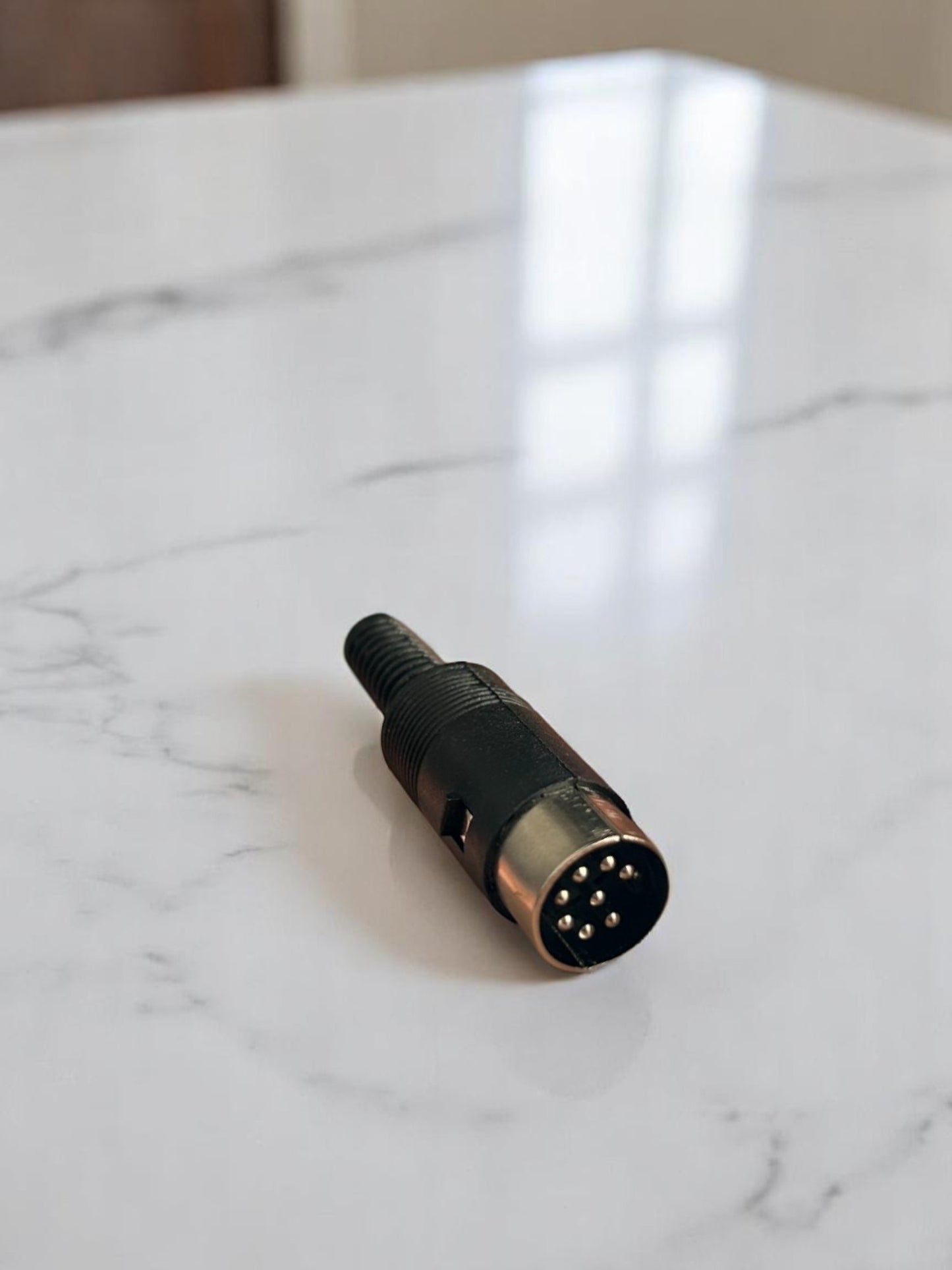 Conector DIN 8 pines macho