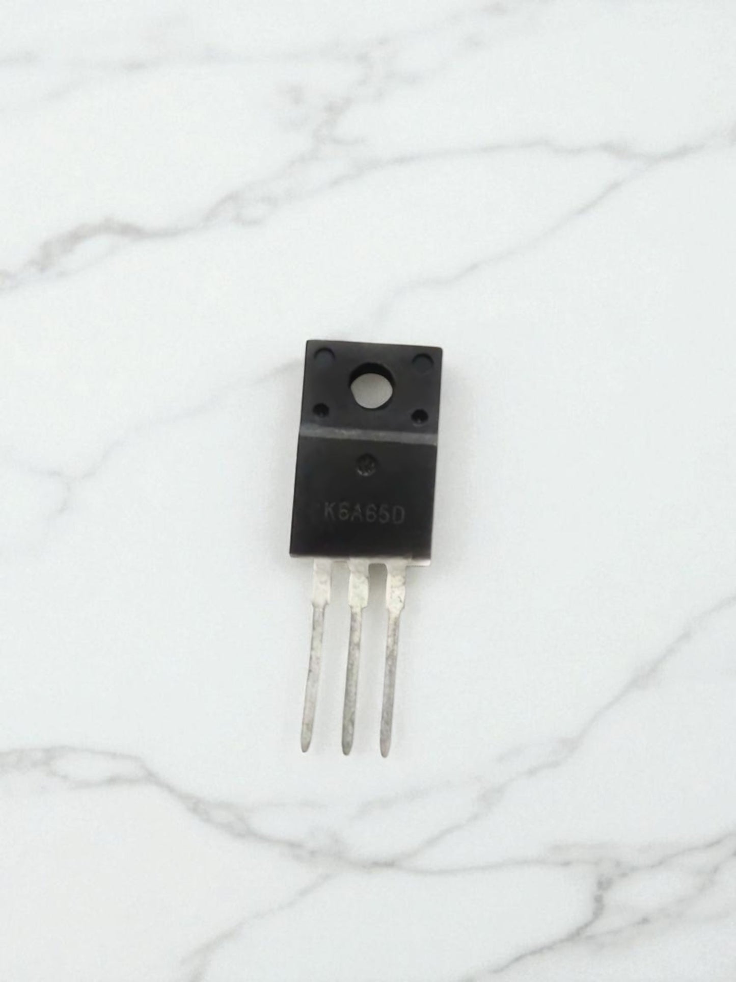 Mosfet TK6A65D