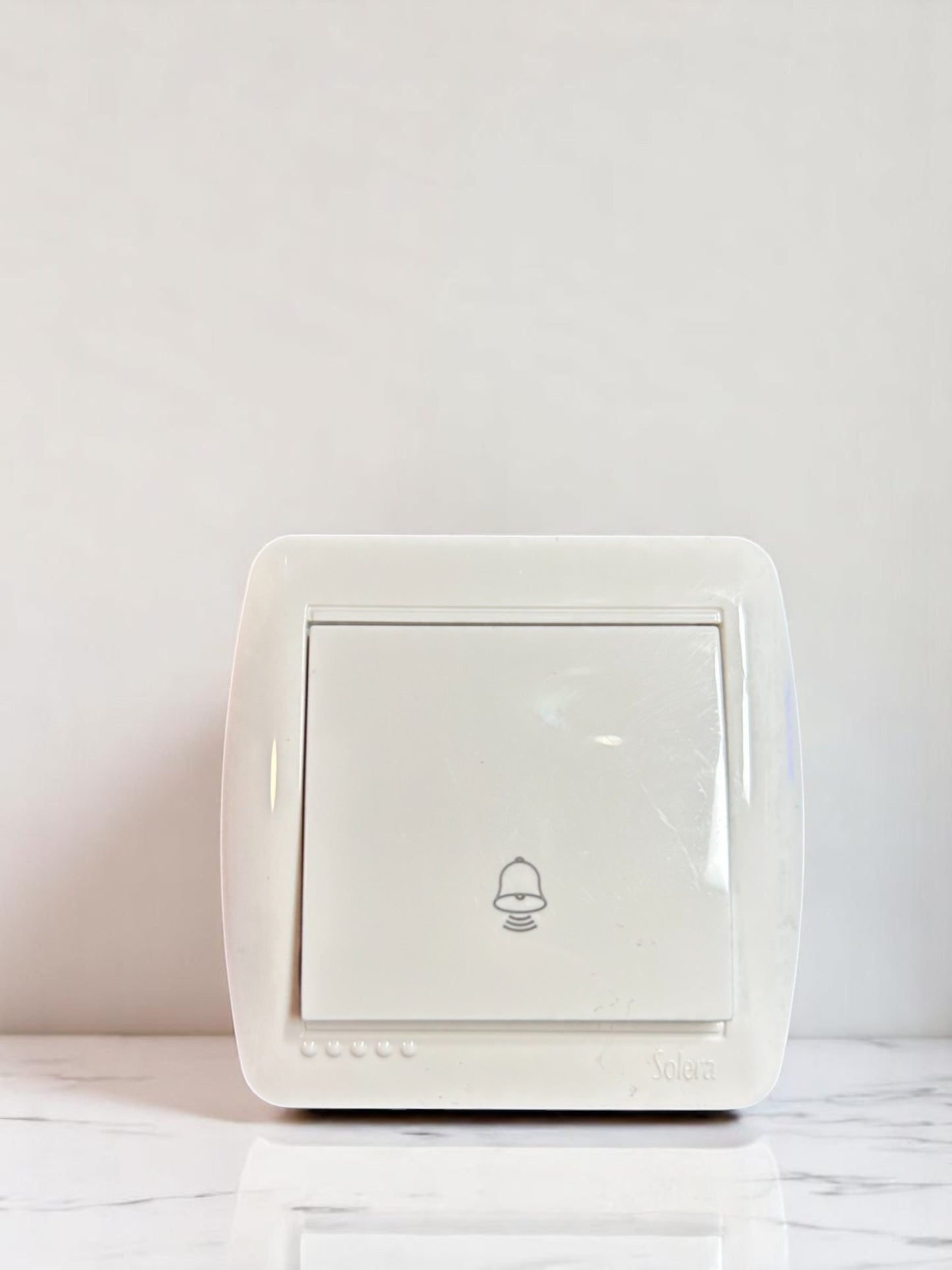 Interruptor superficie base de pared