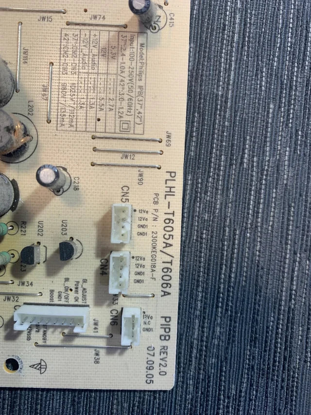 Fuente PLHL-T605A/T606A