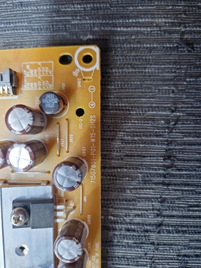 Fuente 715G7801-P01-W15-0H2S