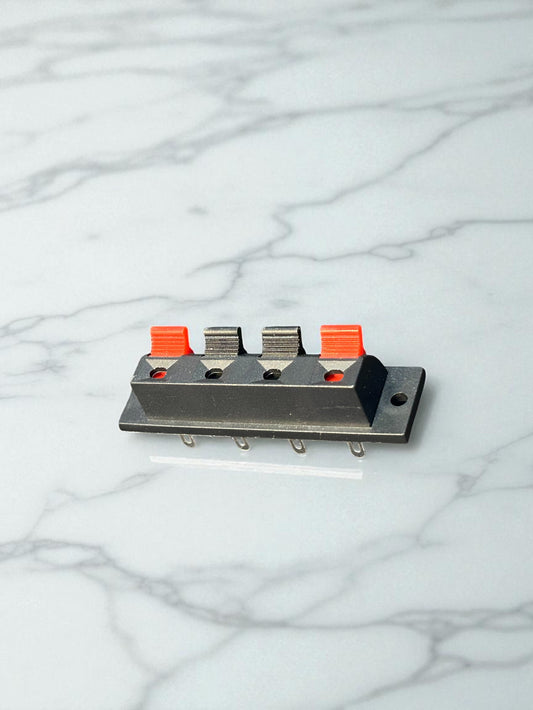 Conector Altavoz estereo