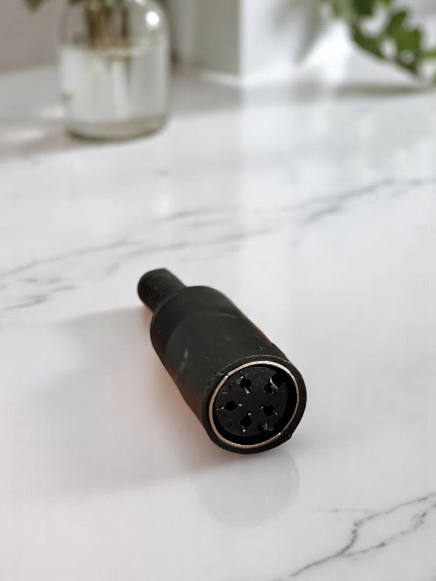 Conector DIN 4 pines hembra