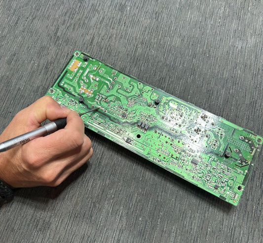 Reparación de placa electrónica