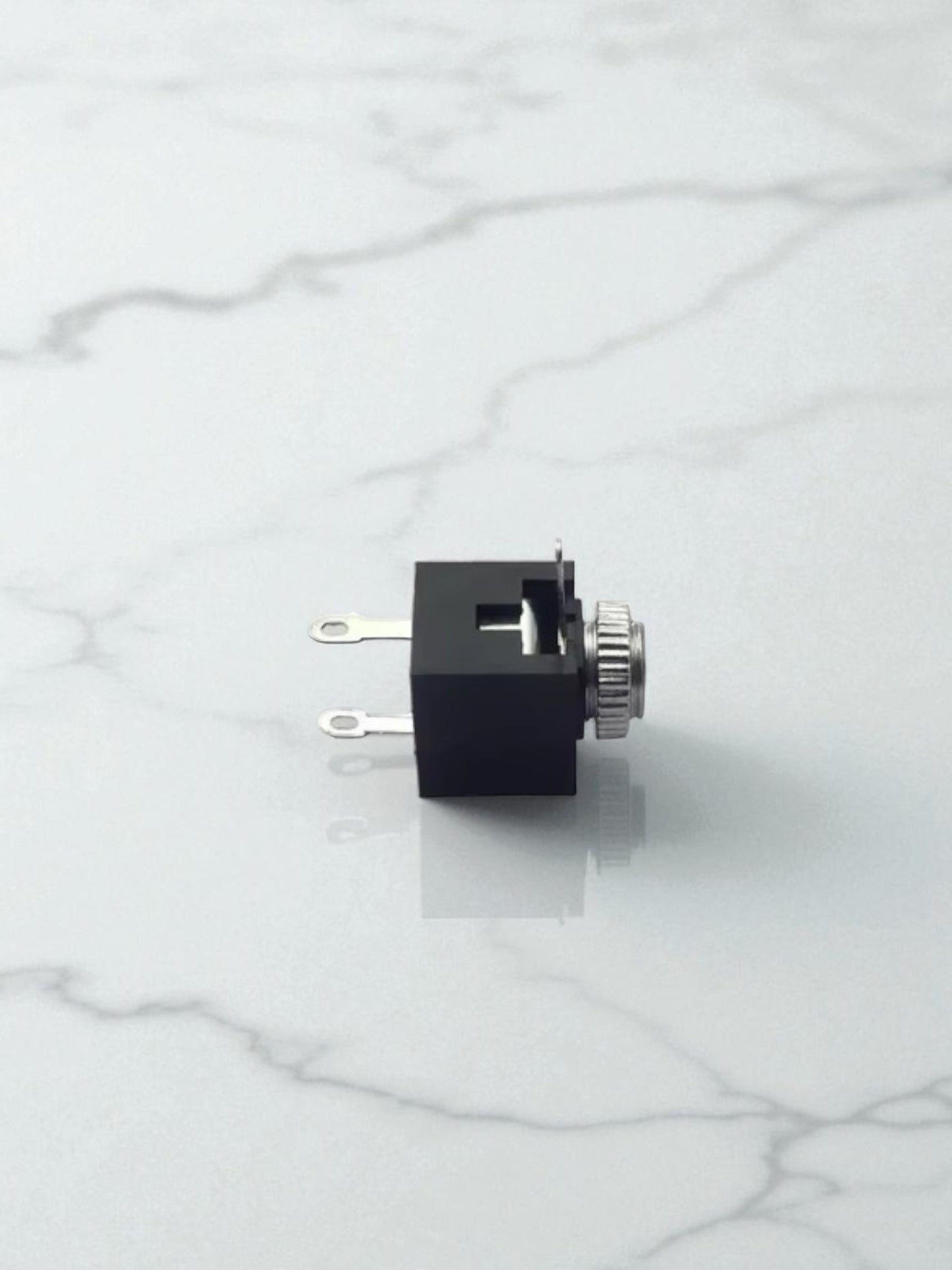 Jack hembra base 3.5mm
