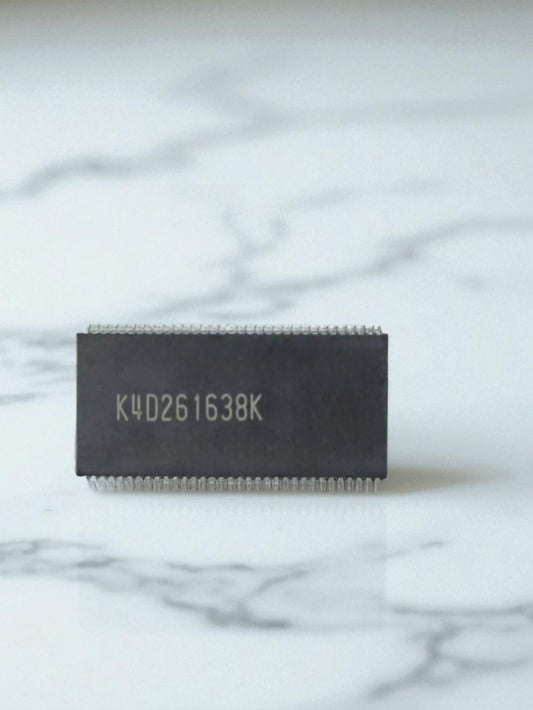 Memoria NAND K4D261638K
