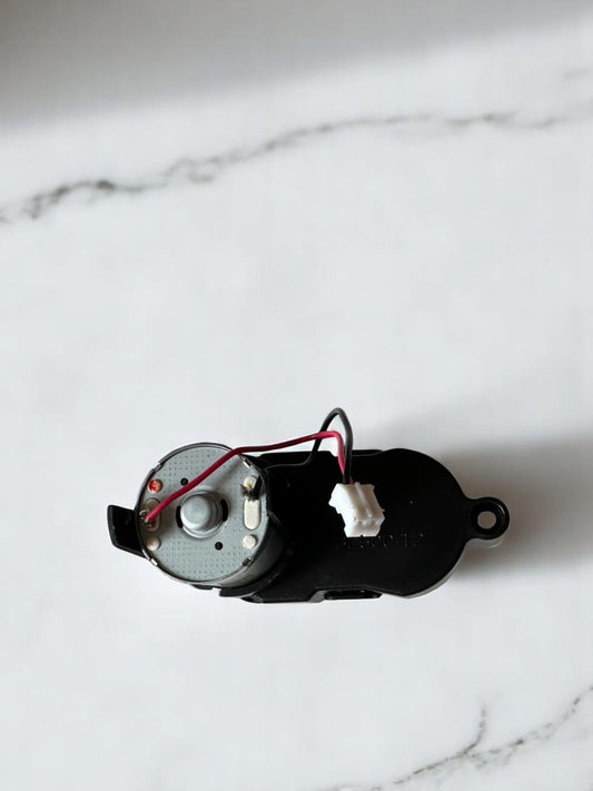 Motor de cepillo lateral Cecotec Conga 1590