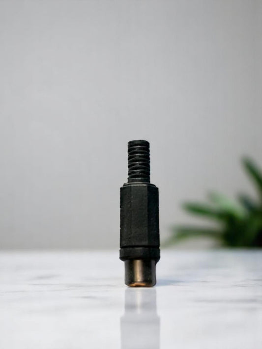 RCA hembra negro
