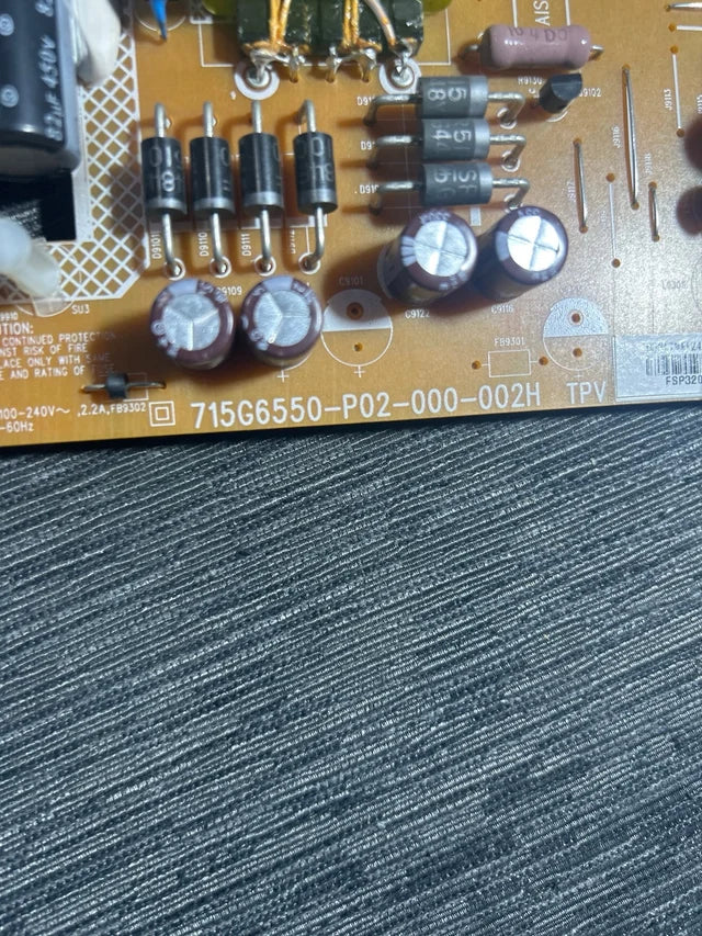 Fuente 715G6550-P02-000-002H