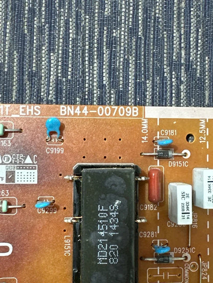 Fuente BN44-00709B